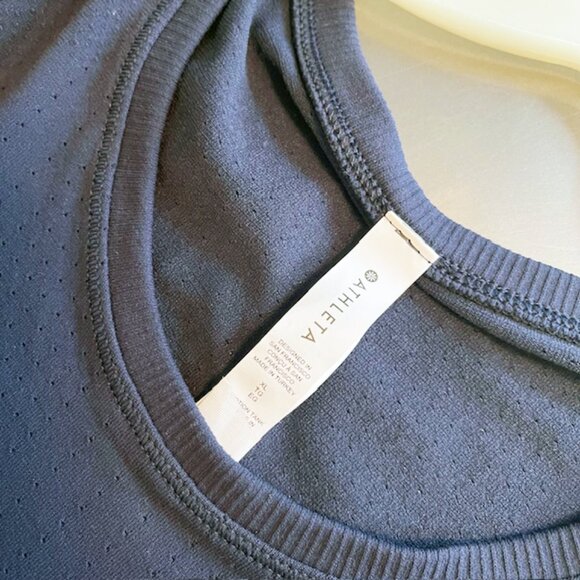 Athleta Navy Blue seamless tank, Size XL - Picture 5 of 6